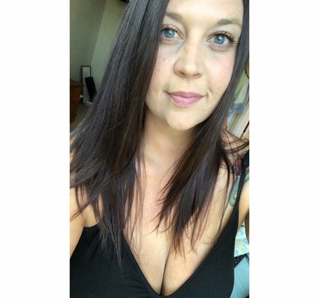 tallnerdywoman erotic star img