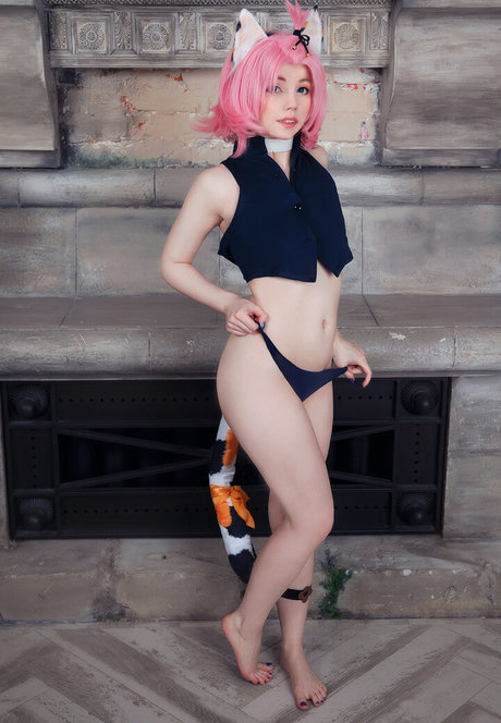 Caticornplay nudes model images