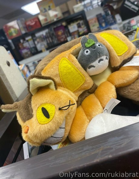 rukiabrat free actress photo