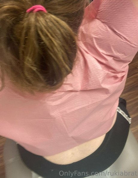 rukiabrat naked model galleries