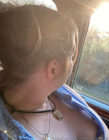 rukiabrat beautiful actress gallery