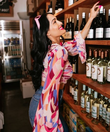 Nikki Bella star xxx photo