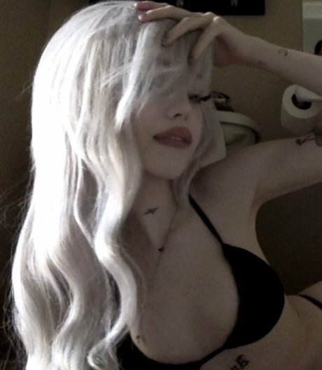 foulbones model exclusive photos