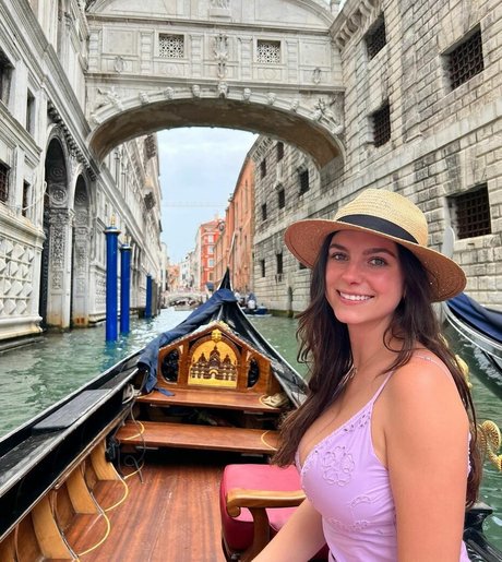 Theresa naked pornstar pic