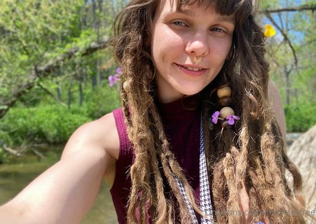 lindssforfree free model photo