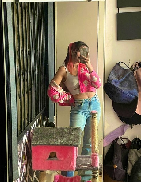 Coelho__pink sexy pornstar pics