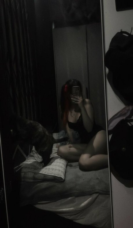 Coelho__pink nude actress images