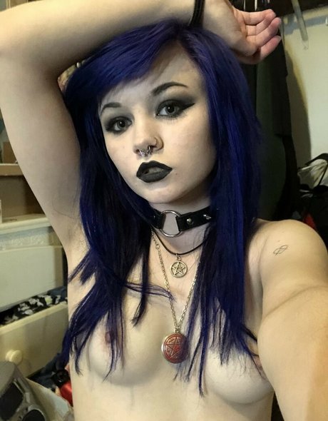 MollyRot model hd pics