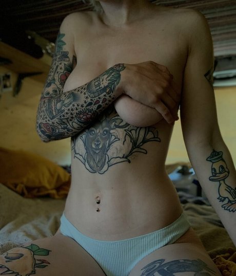 somesweetfruits naked pornstar pictures