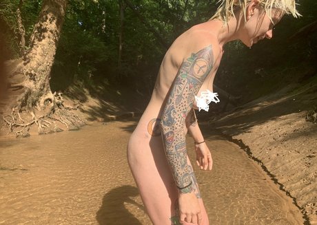 cum on glasses onlyfans sexy naked photo