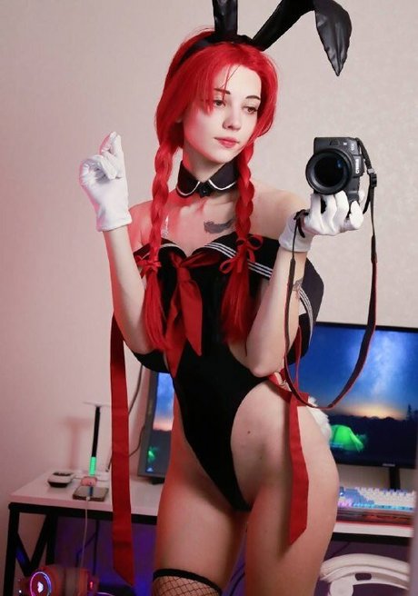 Astela Chan perfect model image