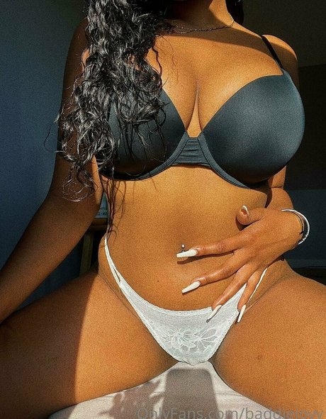 baddiejoyy model nice photo