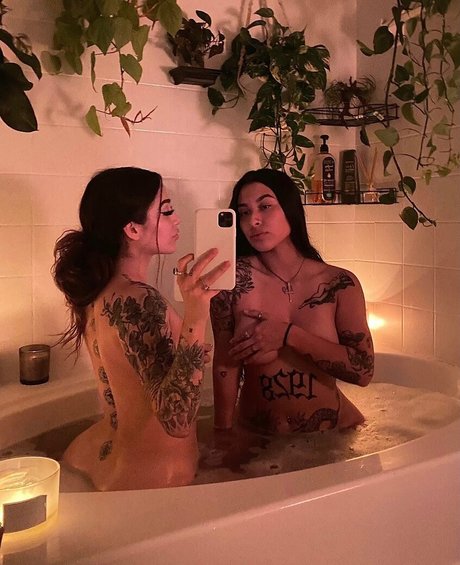 _Leovenus star sex pictures