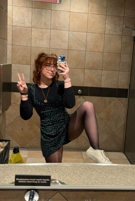 thiccameron pornstar erotic photos