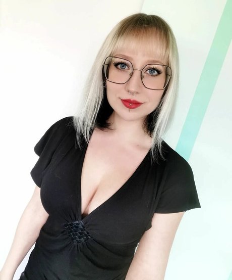 Methvespertine star top photo