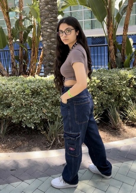 Justcallme Vixx star erotic photo