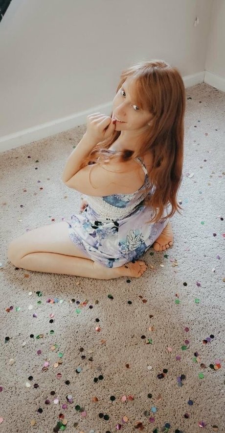 squishergirl model adult photos