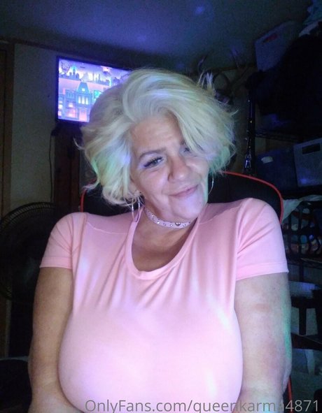 queenkarma4871 pretty model image