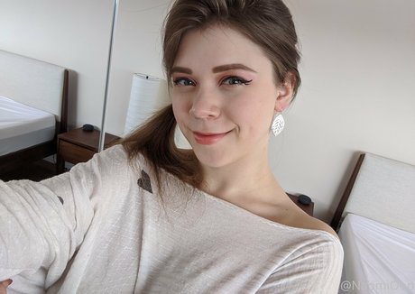 Naomioop nice pornstar pic