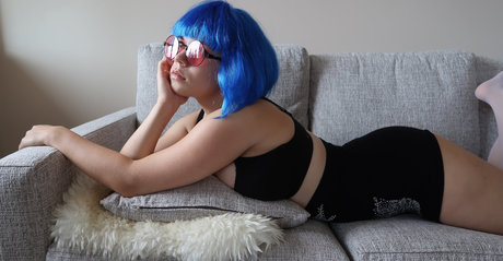 Naomioop pornstar nude img