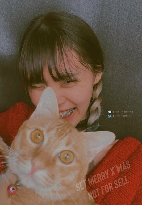 saggy tits onlyfans hot sexy picture