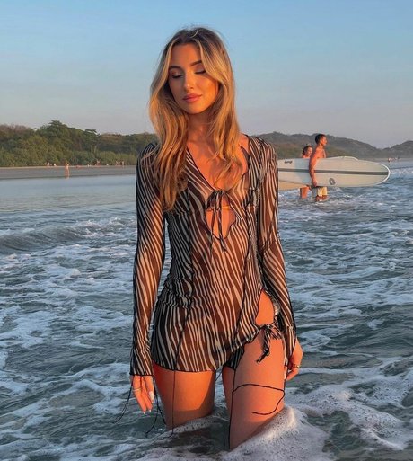 Adriatiles pornstar pretty picture