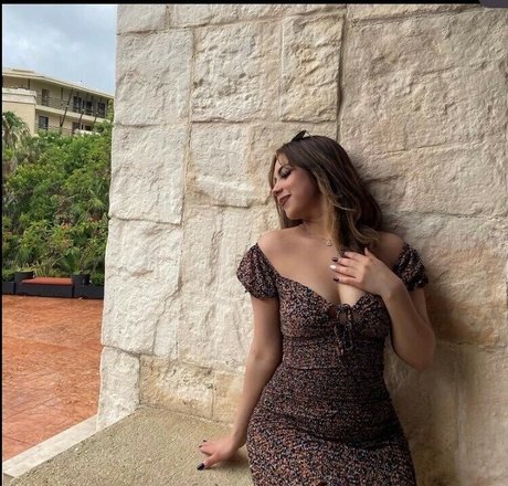 nattalieferreyra model hd photo