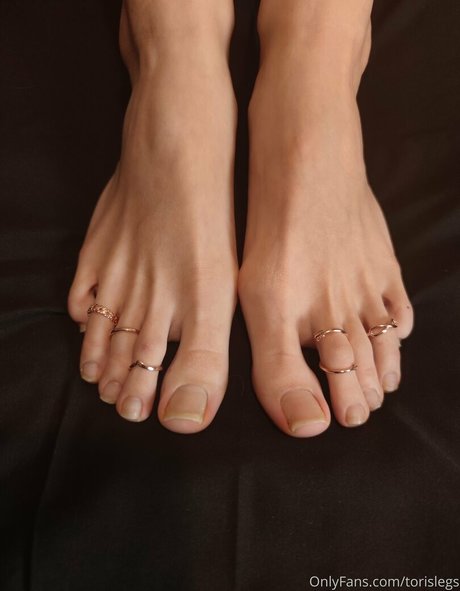 torislegs pornstar art photos