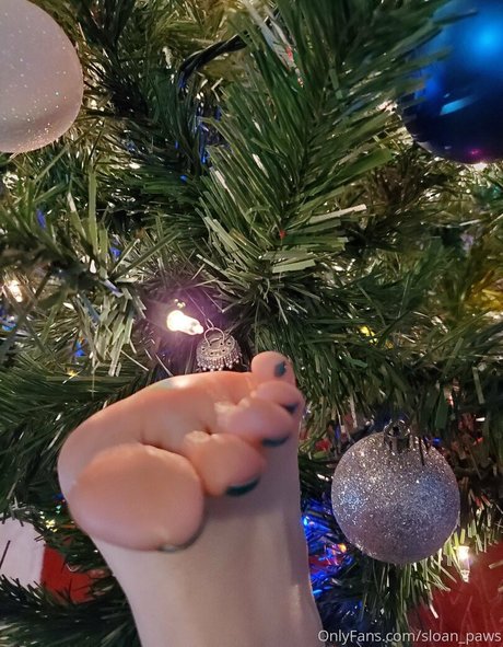 sloan paws pornstar top photos