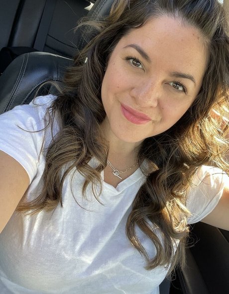 Bella Paz best actress galleries