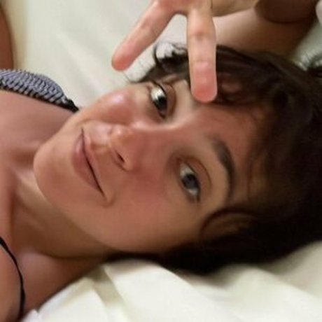 Valentina Bandeira star nice images