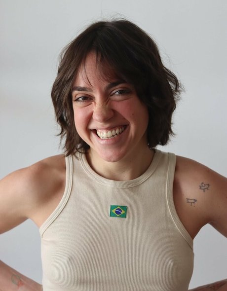 Valentina Bandeira pornstar nude img