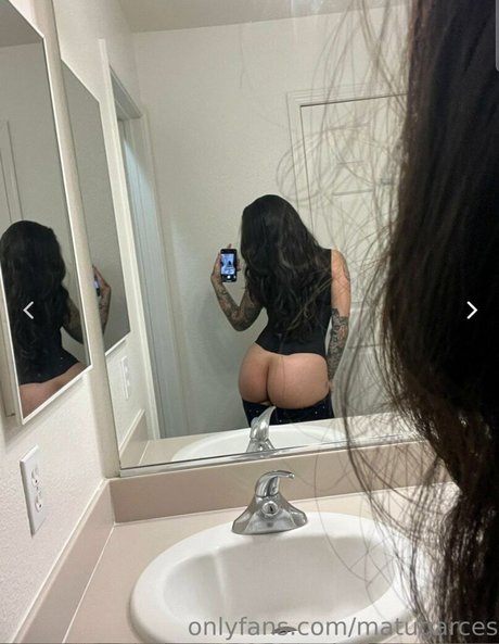 Matu Garces model adult img