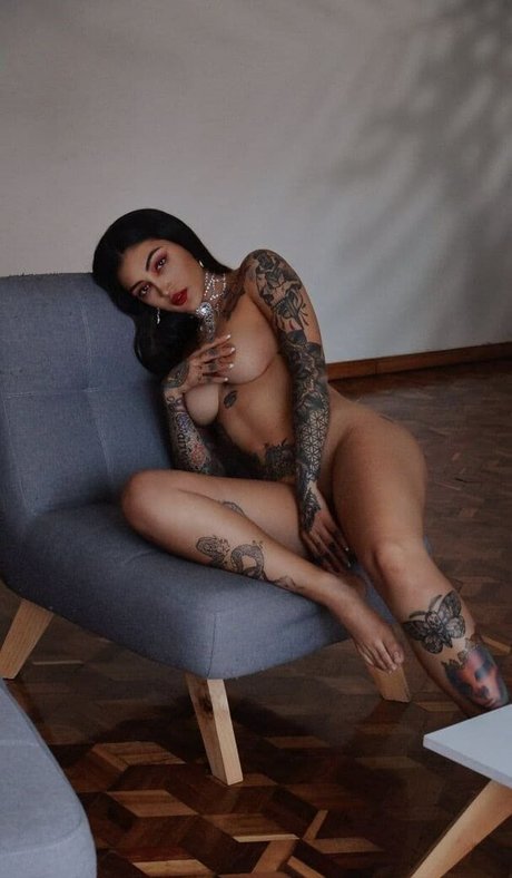 Matu Garces nude model pictures