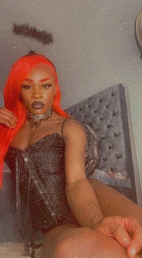 Milan Dior hd model pic