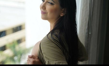 SukeshaRay porn actress pic