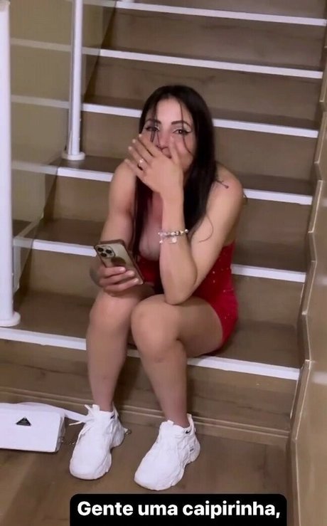 Polyana Viana nice model pic