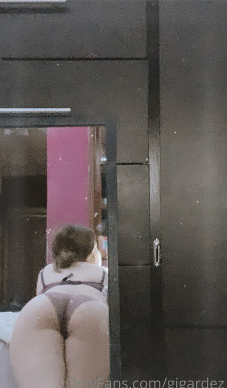 unknown onlyfans free xxx photos