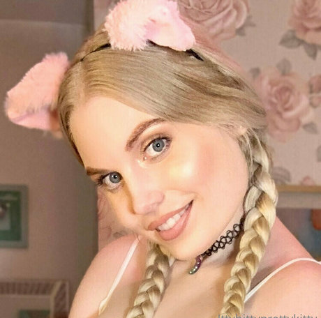 ittybittyprettykittyfree pornographic star galleries
