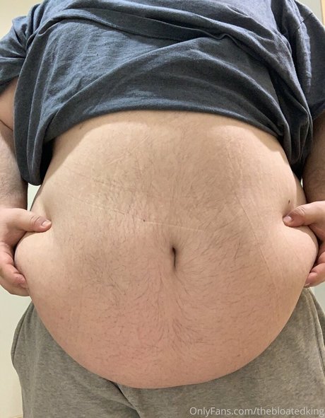 thegaininggod naked model img