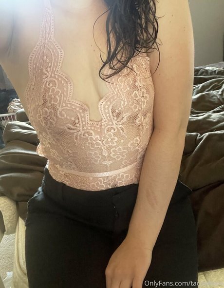 tacowhore model erotic picture