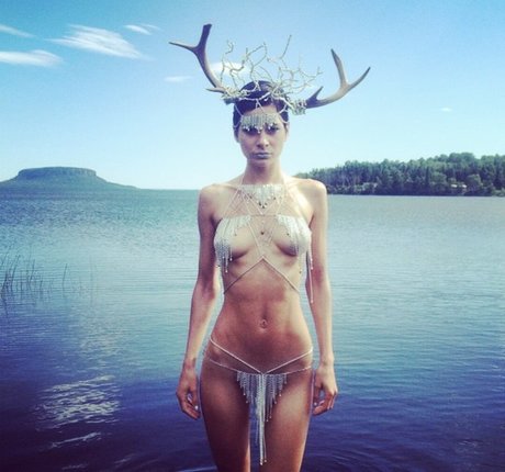 c antoinettemarie pretty model pics