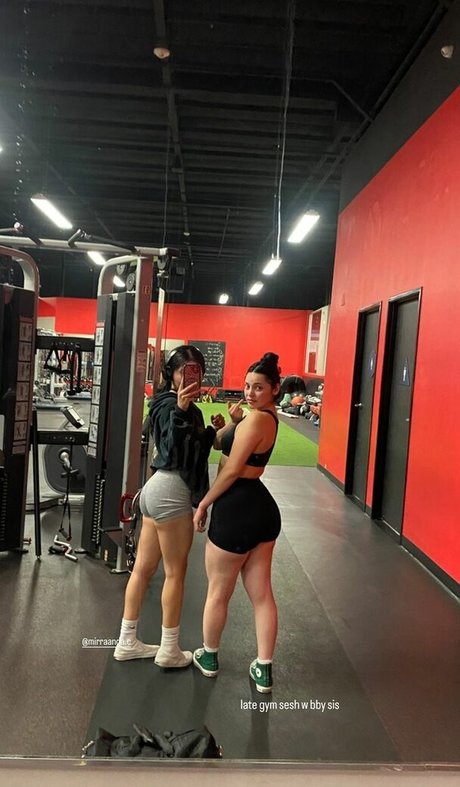 bernaarose pornstar pretty photos