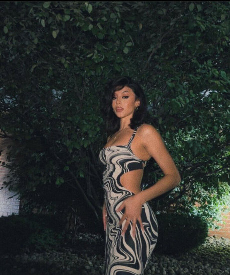 Roseebby 20 pretty actress pics