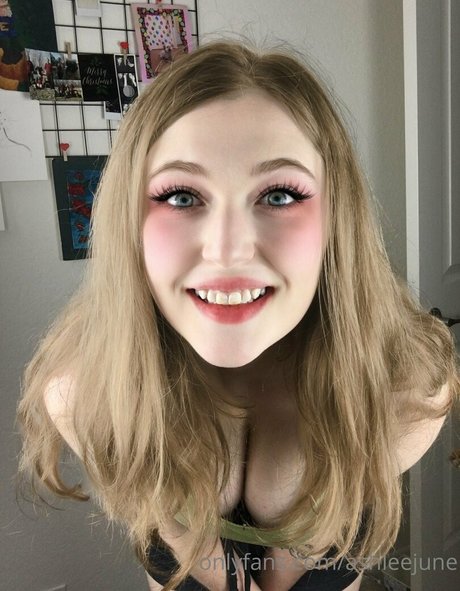 thai pussy onlyfans hot nude galleries