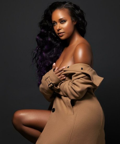 Brandi Rhodes porn star images