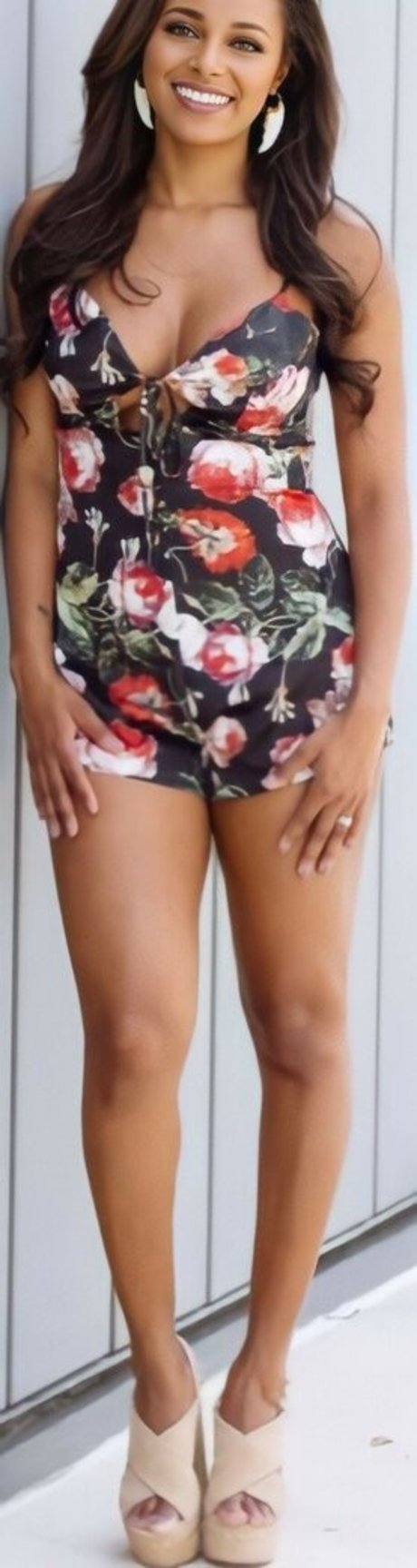 Brandi Rhodes model porn photos