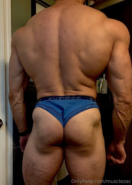 Musclezac nude star galleries