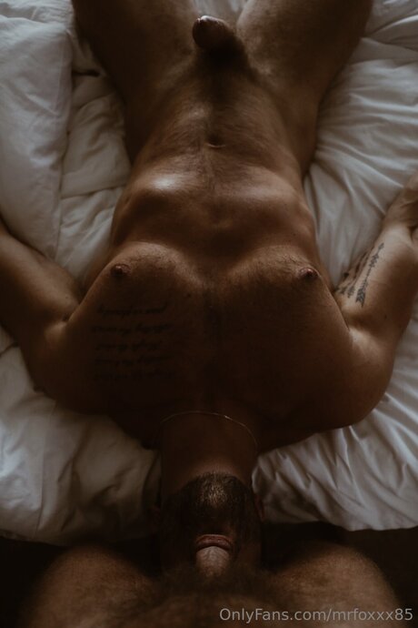 Mrfoxxx85 model sexy images