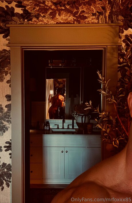 Mrfoxxx85 pornstar sex picture